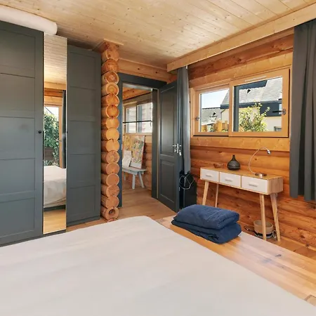Hébergement de vacances Maison écologique Bois 300m Océan